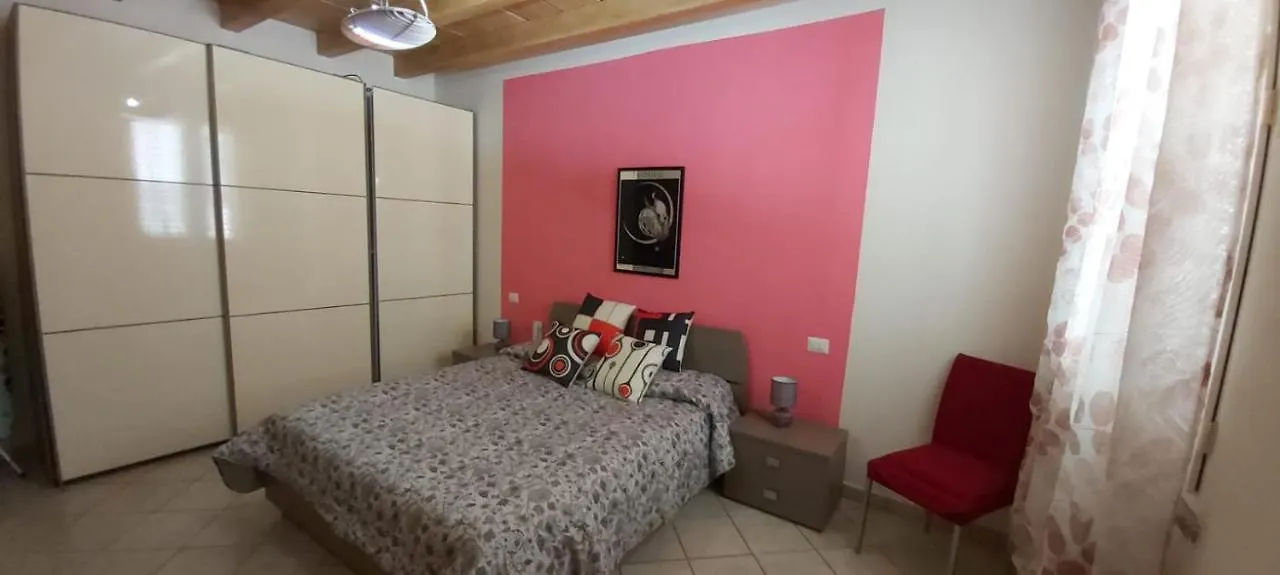 Casa vacanze Sweet Home- Ampio Bivano A 10 Minuti Dalle Spiagge Quartu SantʼElena Italia