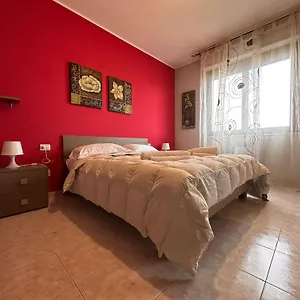 Appartamento Em Holiday 3, Quartu SantʼElena